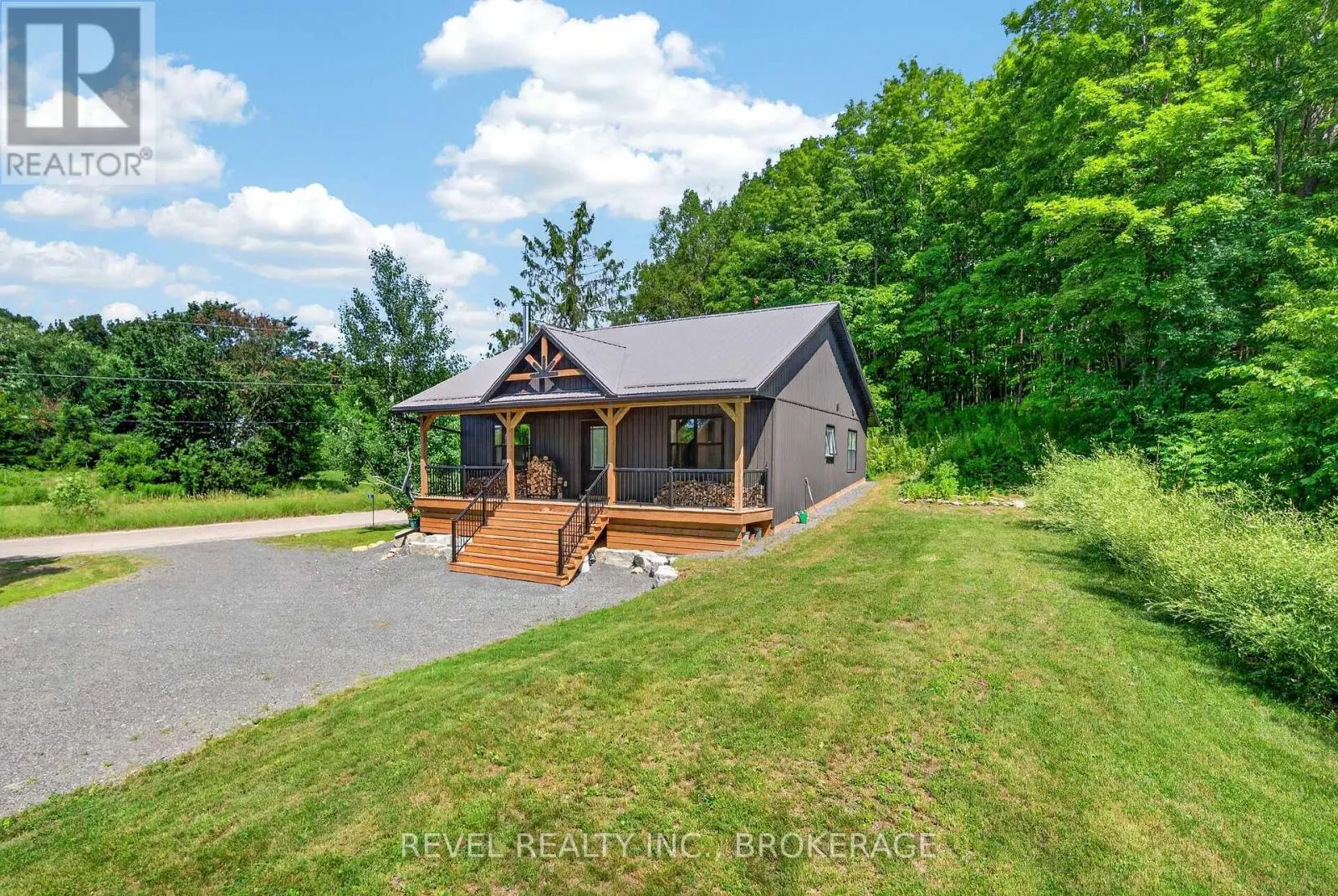 106 LONG POINT ROAD