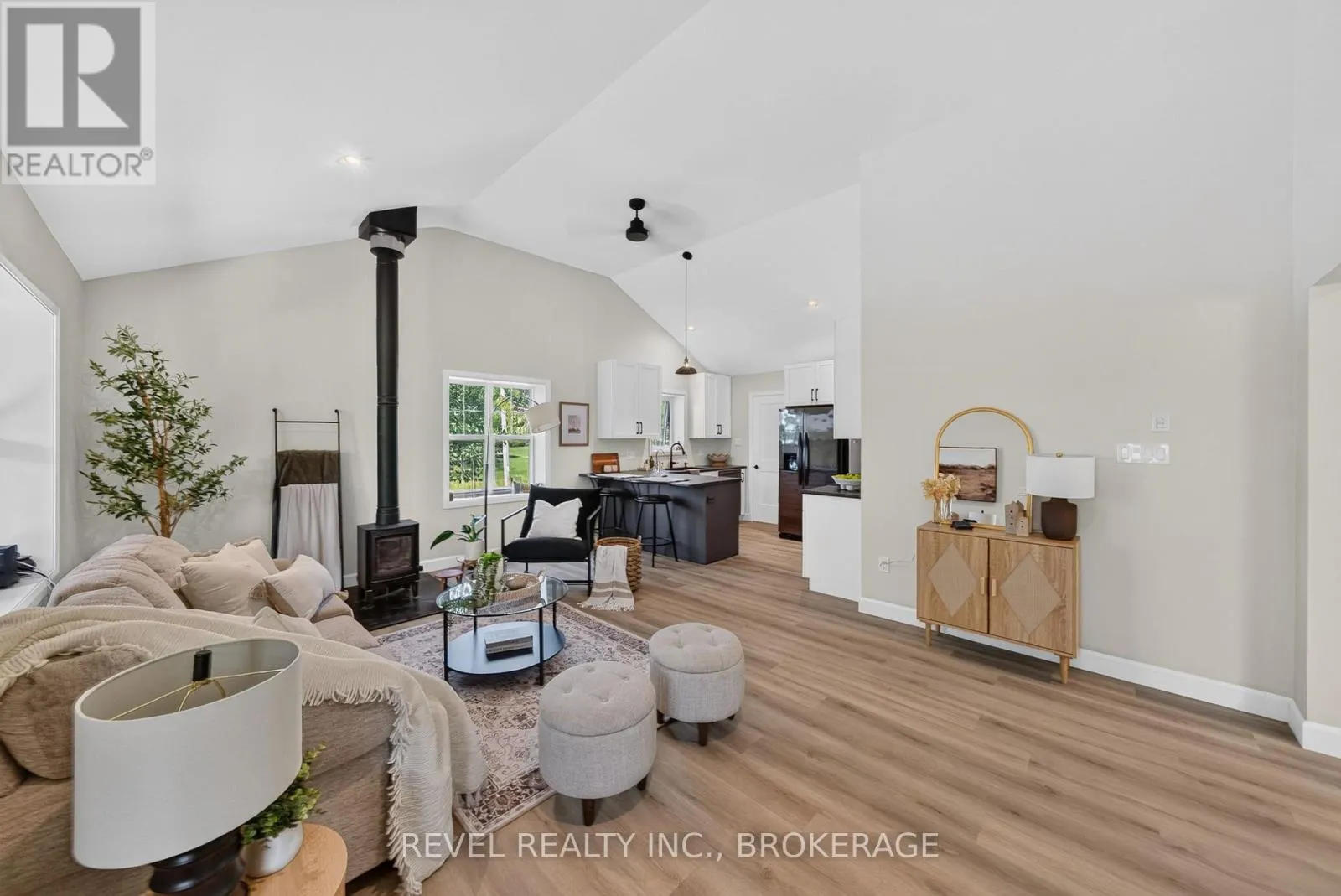 106 LONG POINT ROAD