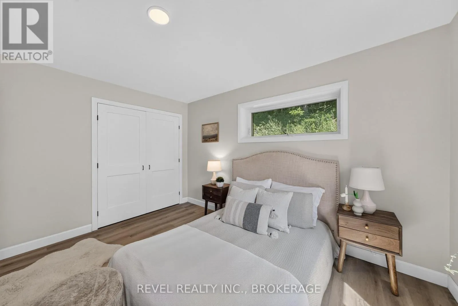 106 LONG POINT ROAD