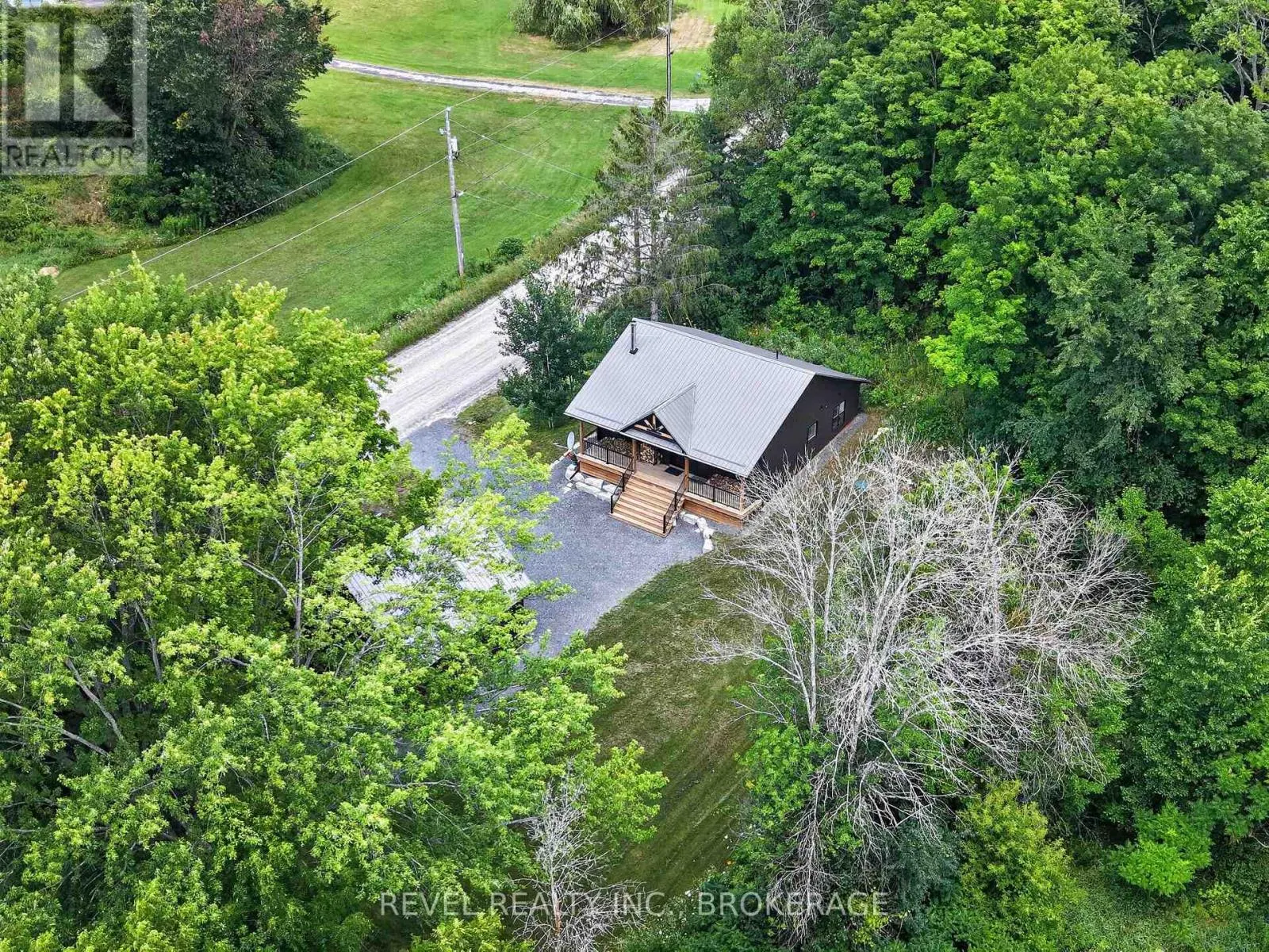 106 LONG POINT ROAD