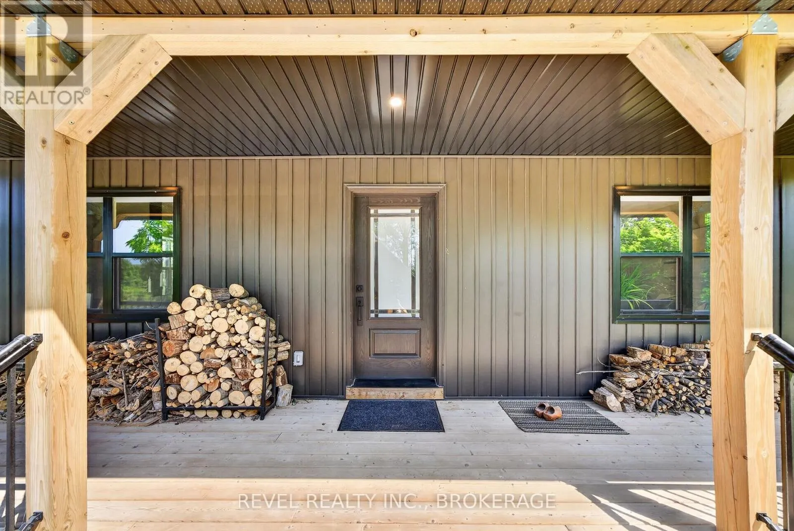 106 LONG POINT ROAD