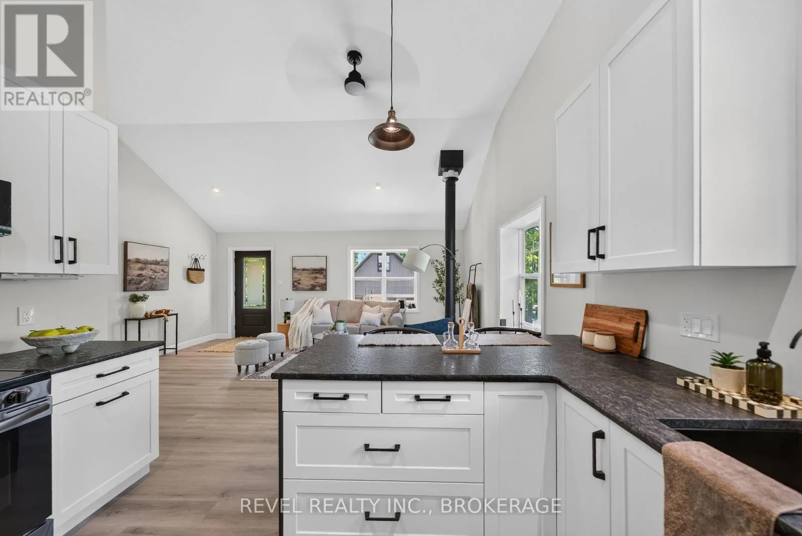 106 LONG POINT ROAD