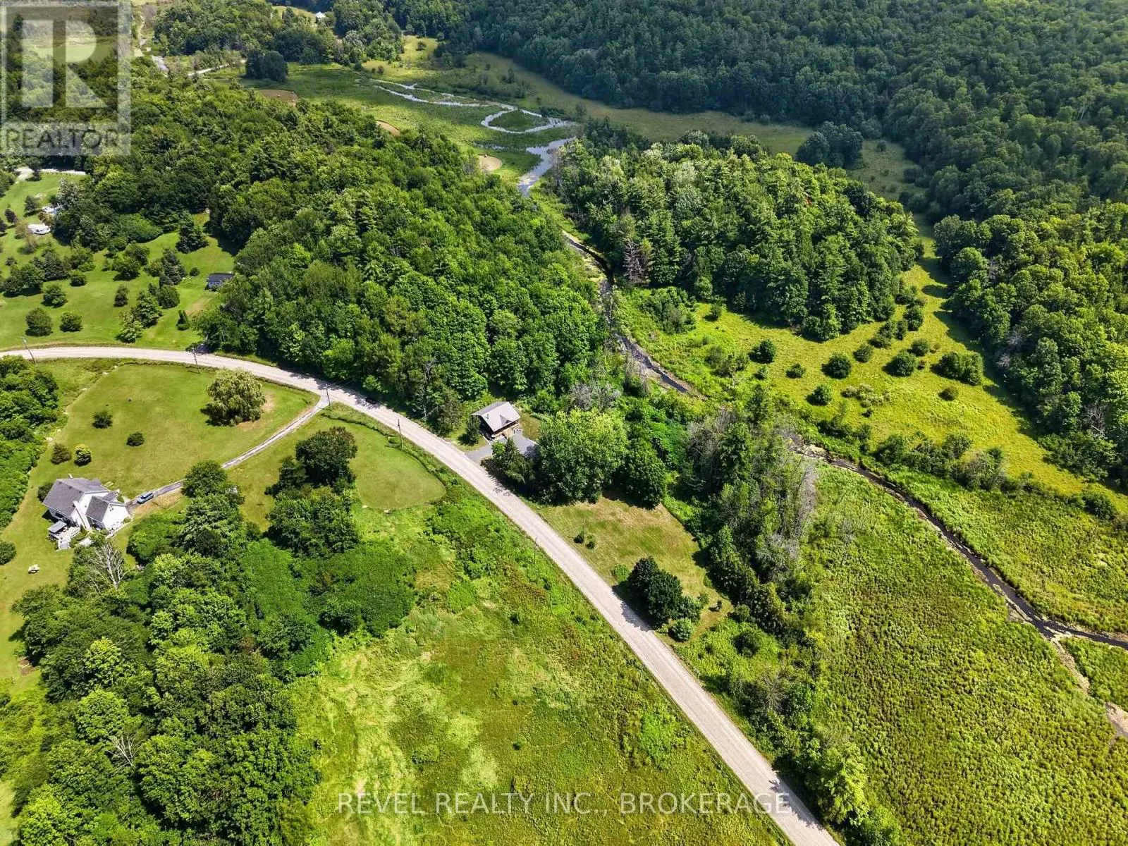 106 LONG POINT ROAD