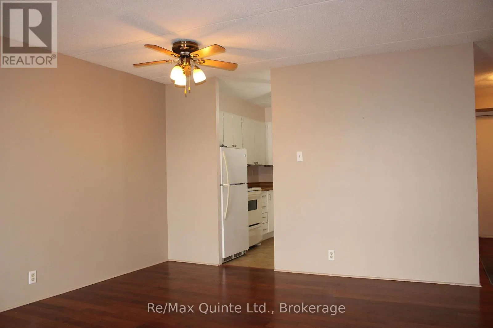 404 - 610 WILLIAM STREET S #404