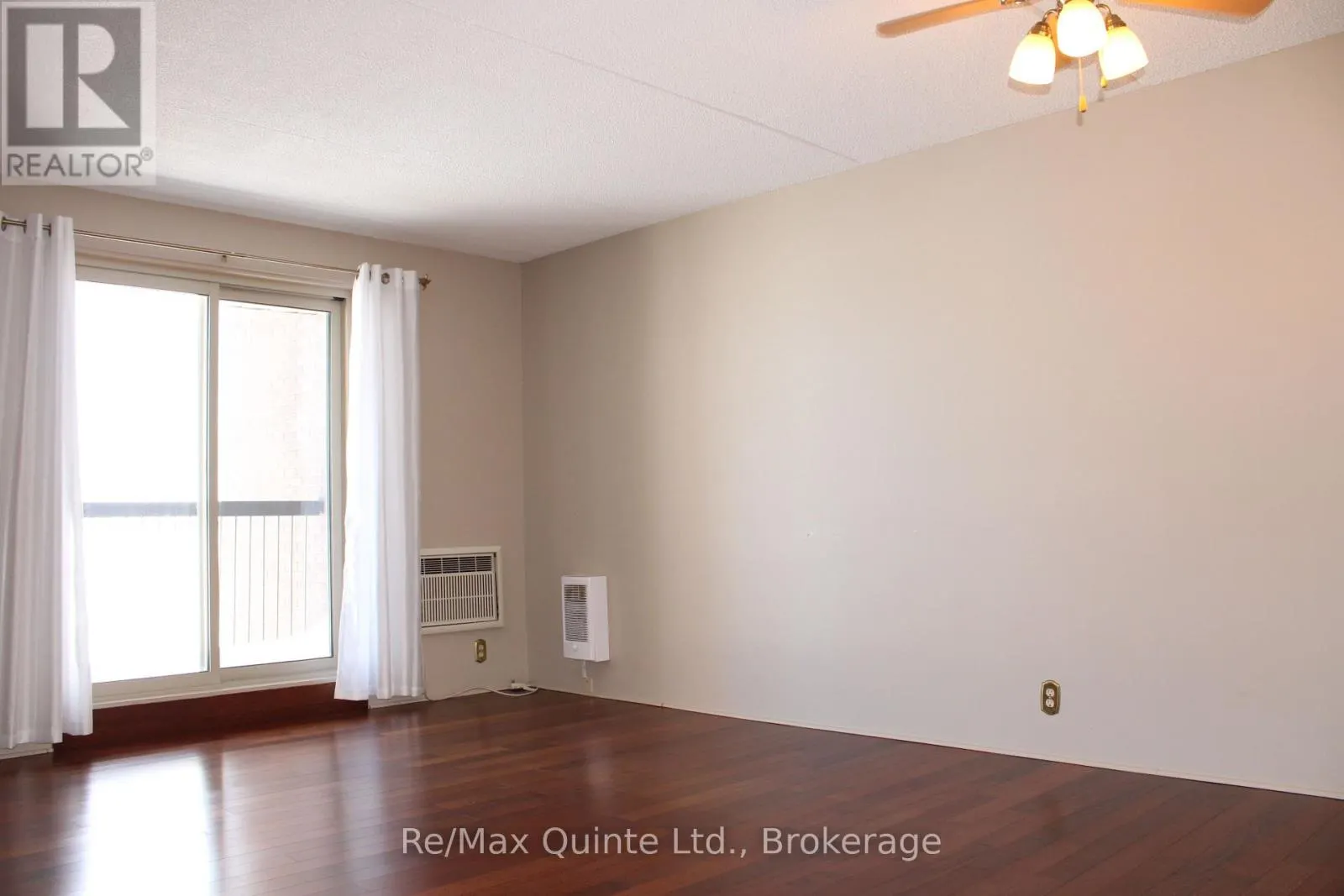 404 - 610 WILLIAM STREET S #404