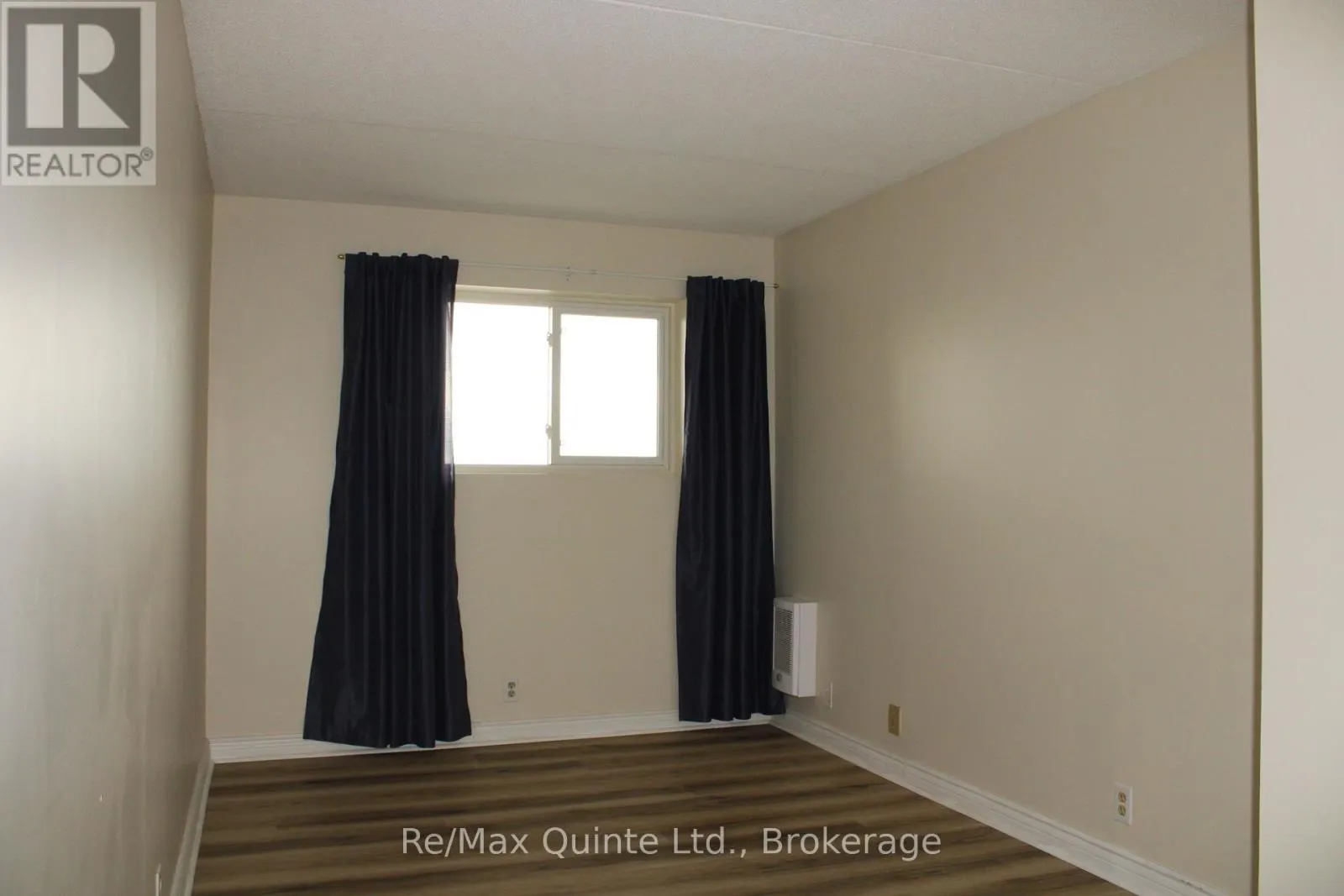 404 - 610 WILLIAM STREET S #404