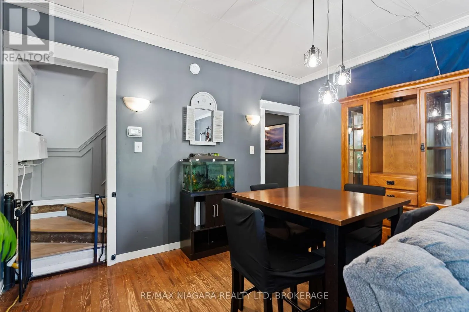 63 HODGKINS AVENUE