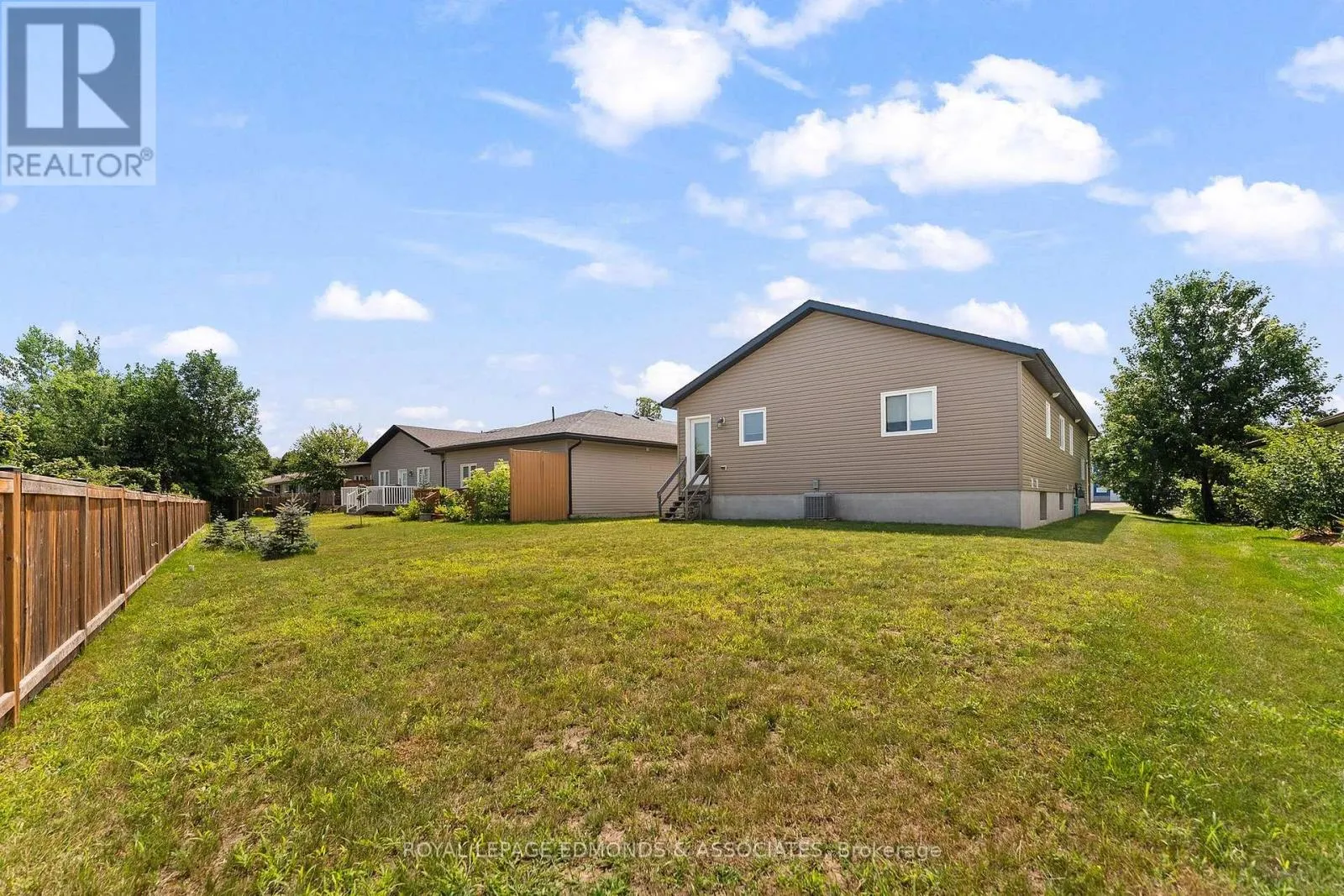 1313 BLAKELY CRESCENT
