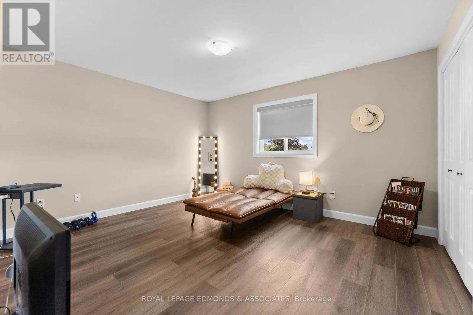1313 BLAKELY CRESCENT