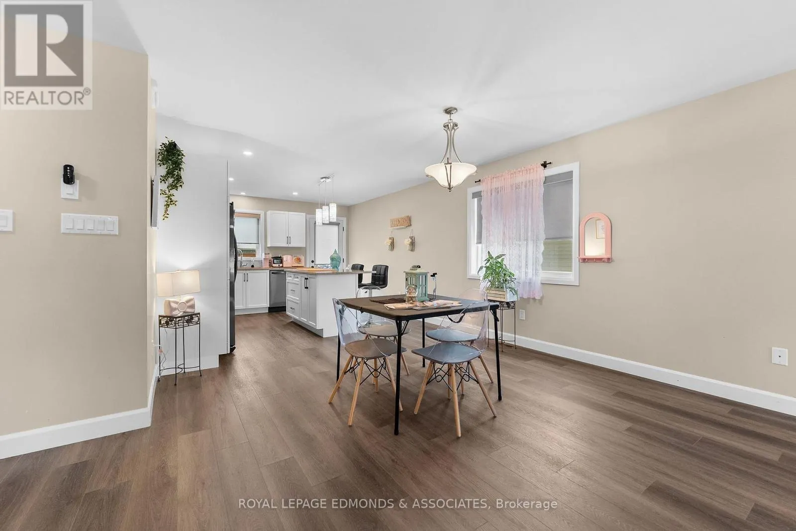 1313 BLAKELY CRESCENT