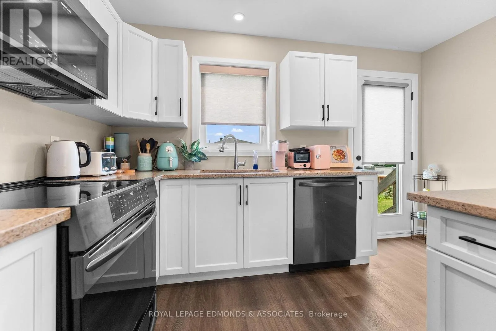 1313 BLAKELY CRESCENT