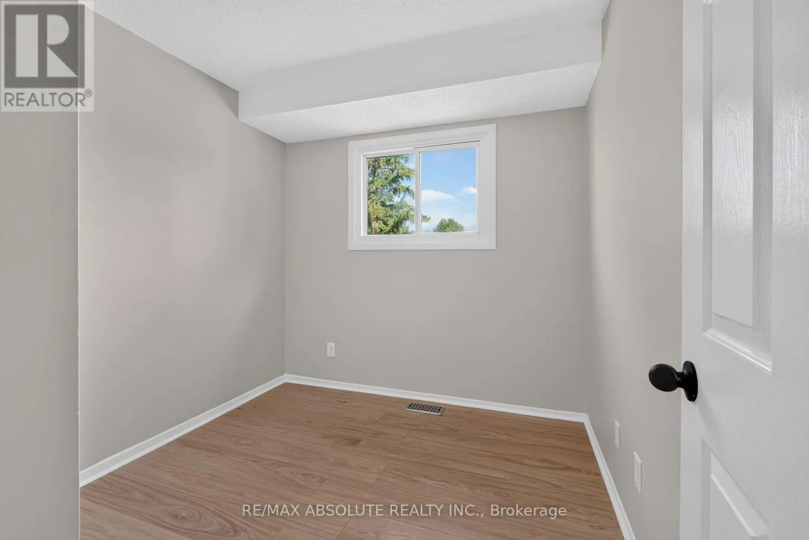 49 - 3266 UPLANDS DRIVE