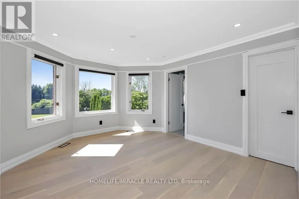 141 KERRY HILL CRESCENT