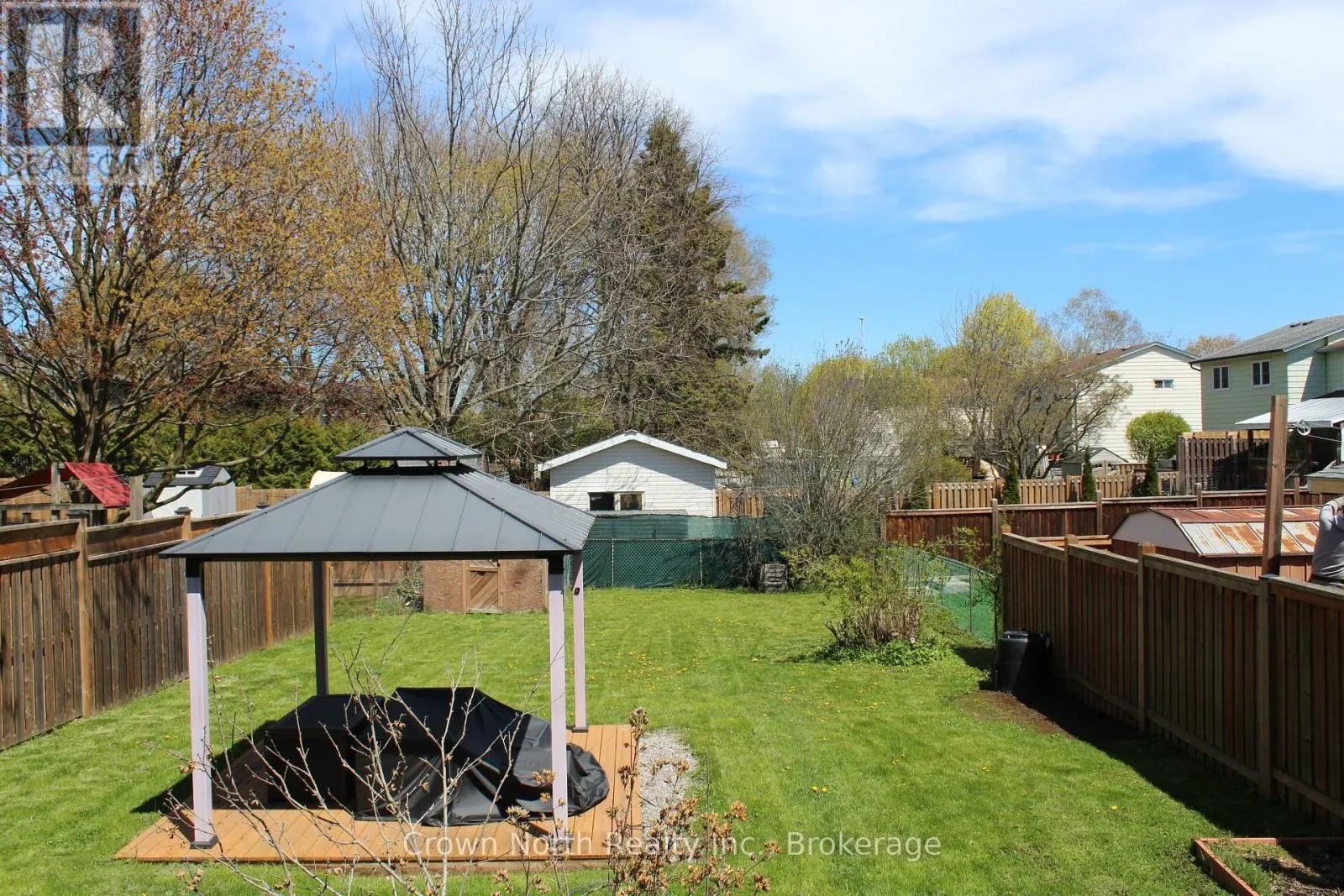 60 POCHON AVENUE