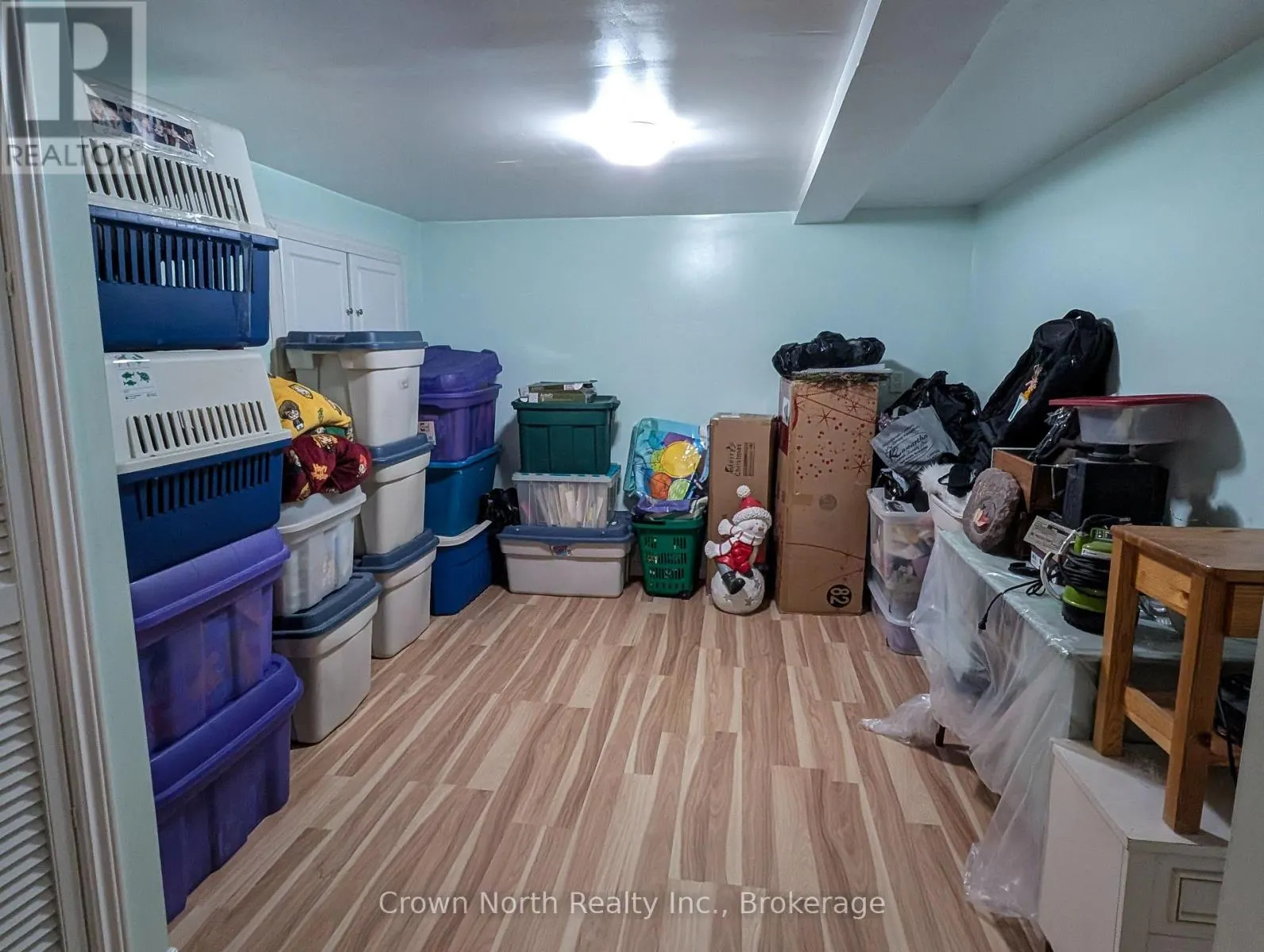 60 POCHON AVENUE
