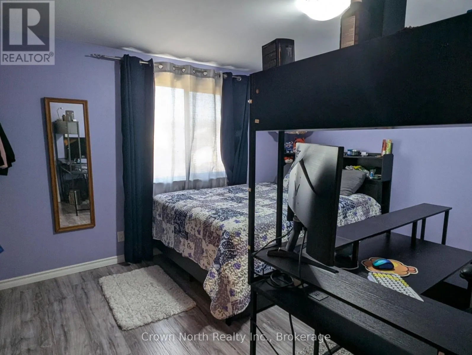 60 POCHON AVENUE