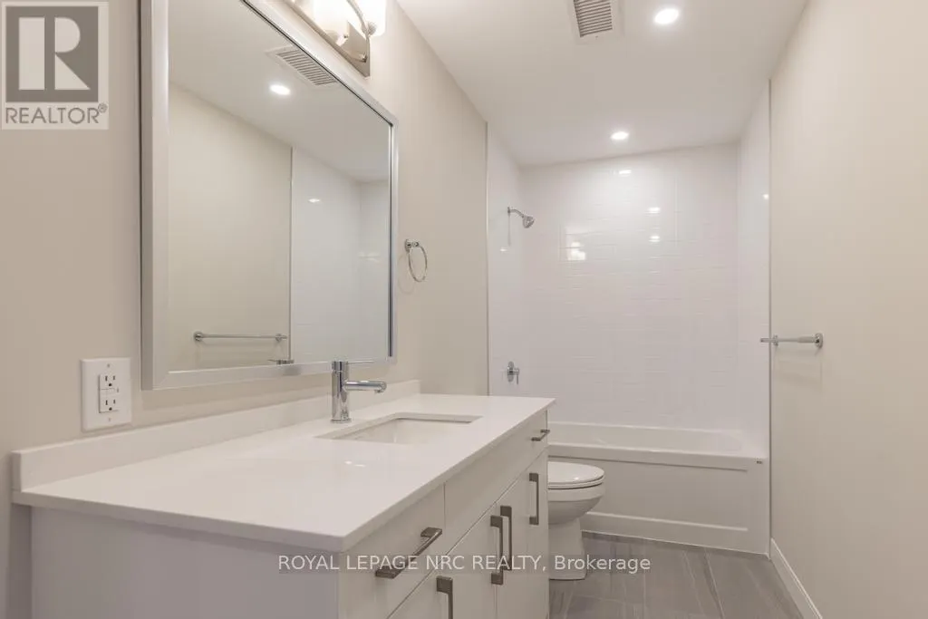 803 - 118 WEST STREET #803