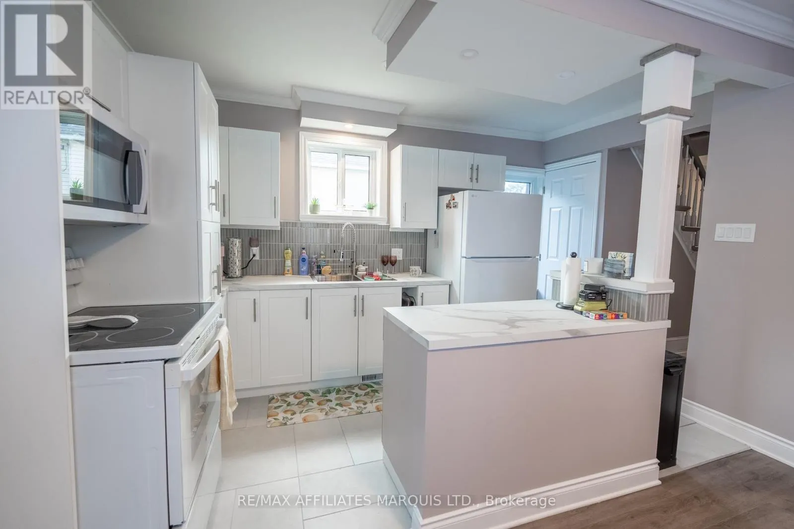2 WHITEHEAD AVENUE
