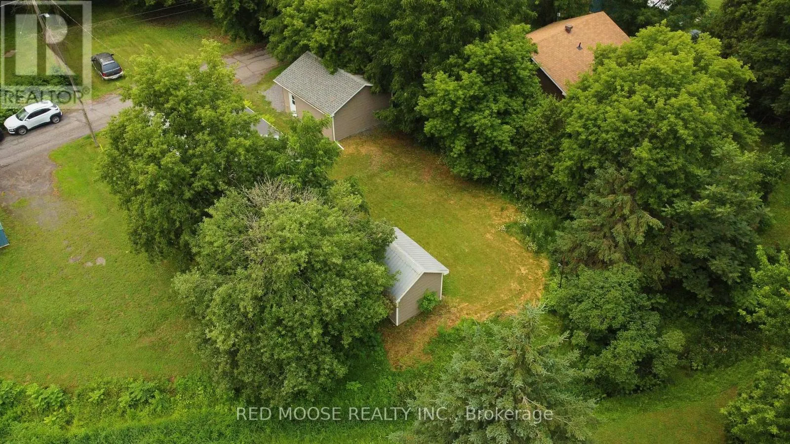 4309 LOCKE LANE