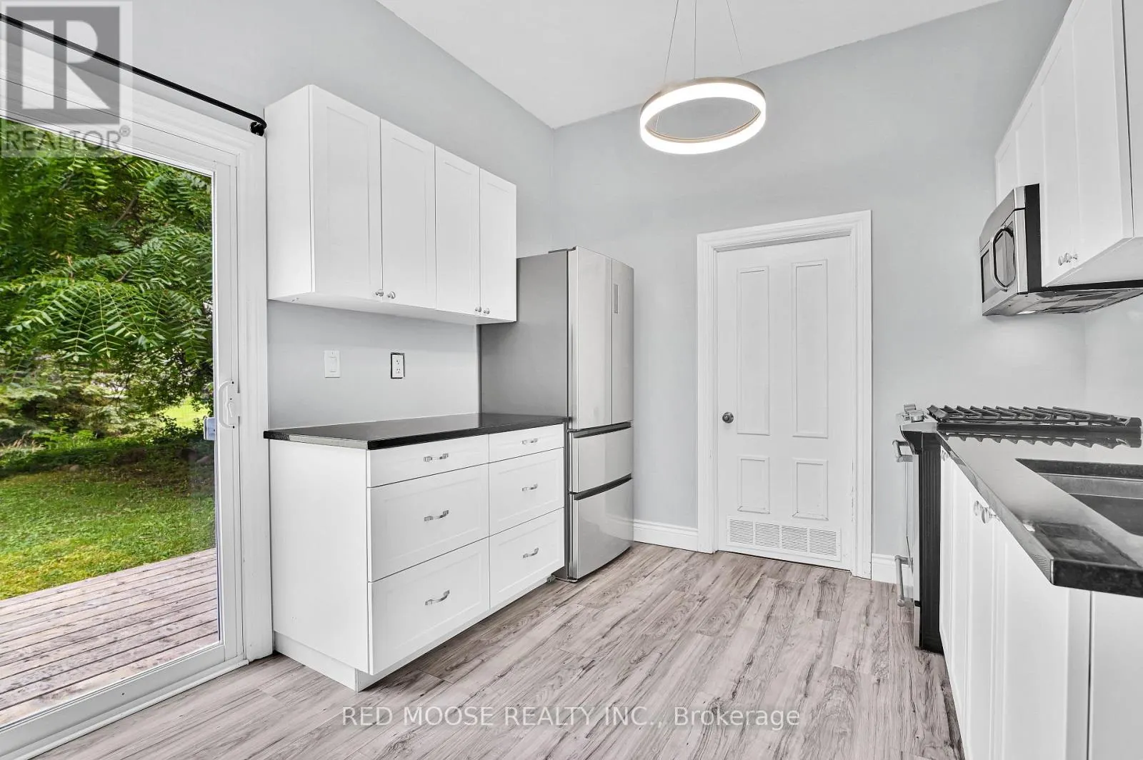 4309 LOCKE LANE