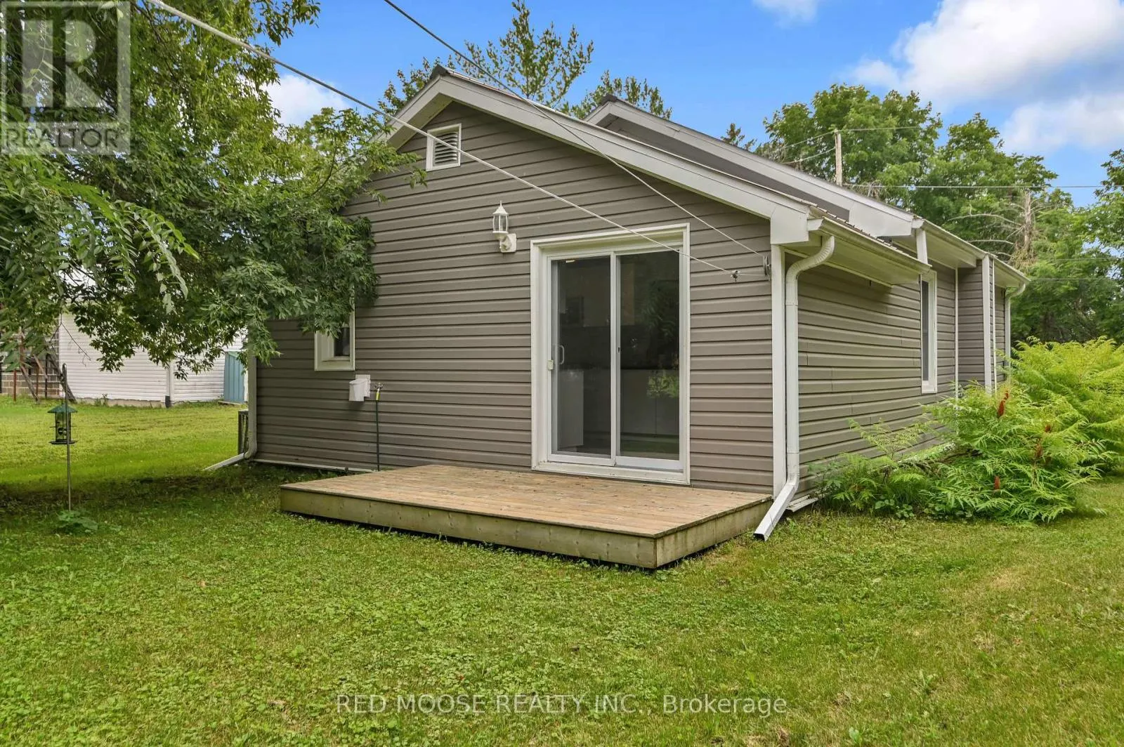 4309 LOCKE LANE
