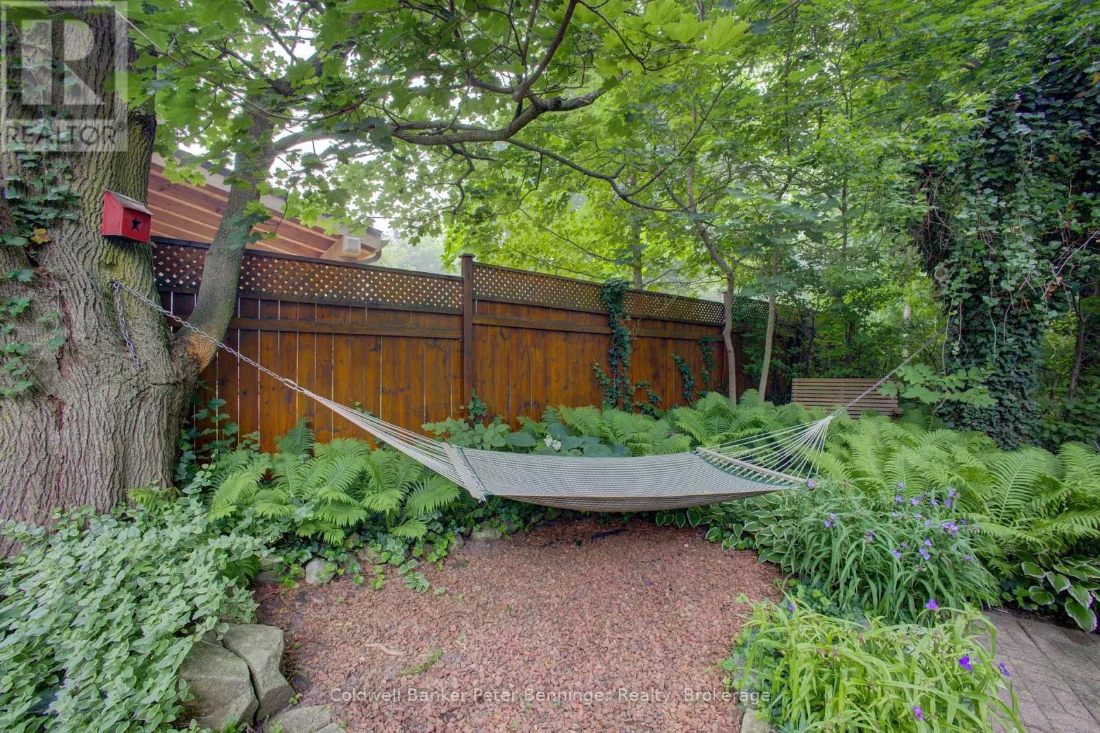 817 OLDE VICTORIA STREET