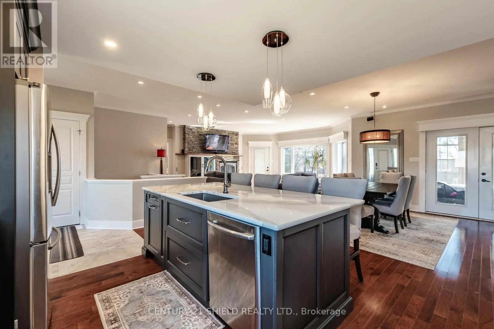 1 FOREST HILL ROAD