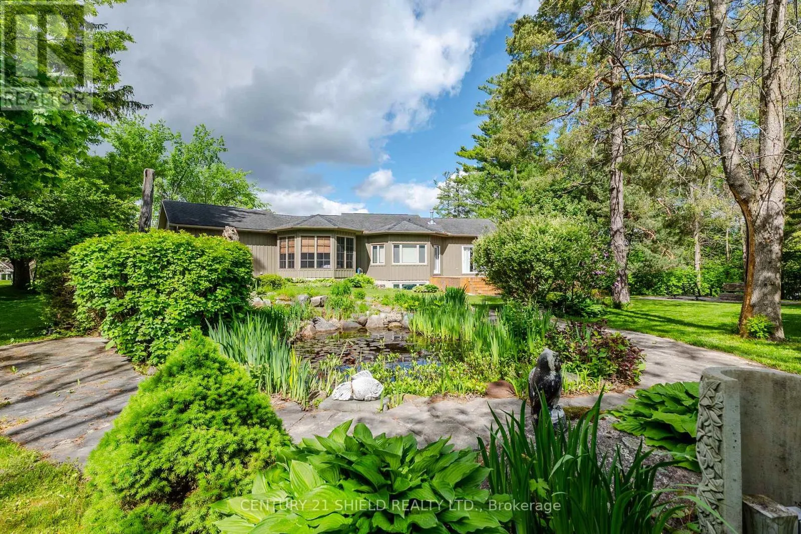 1 FOREST HILL ROAD