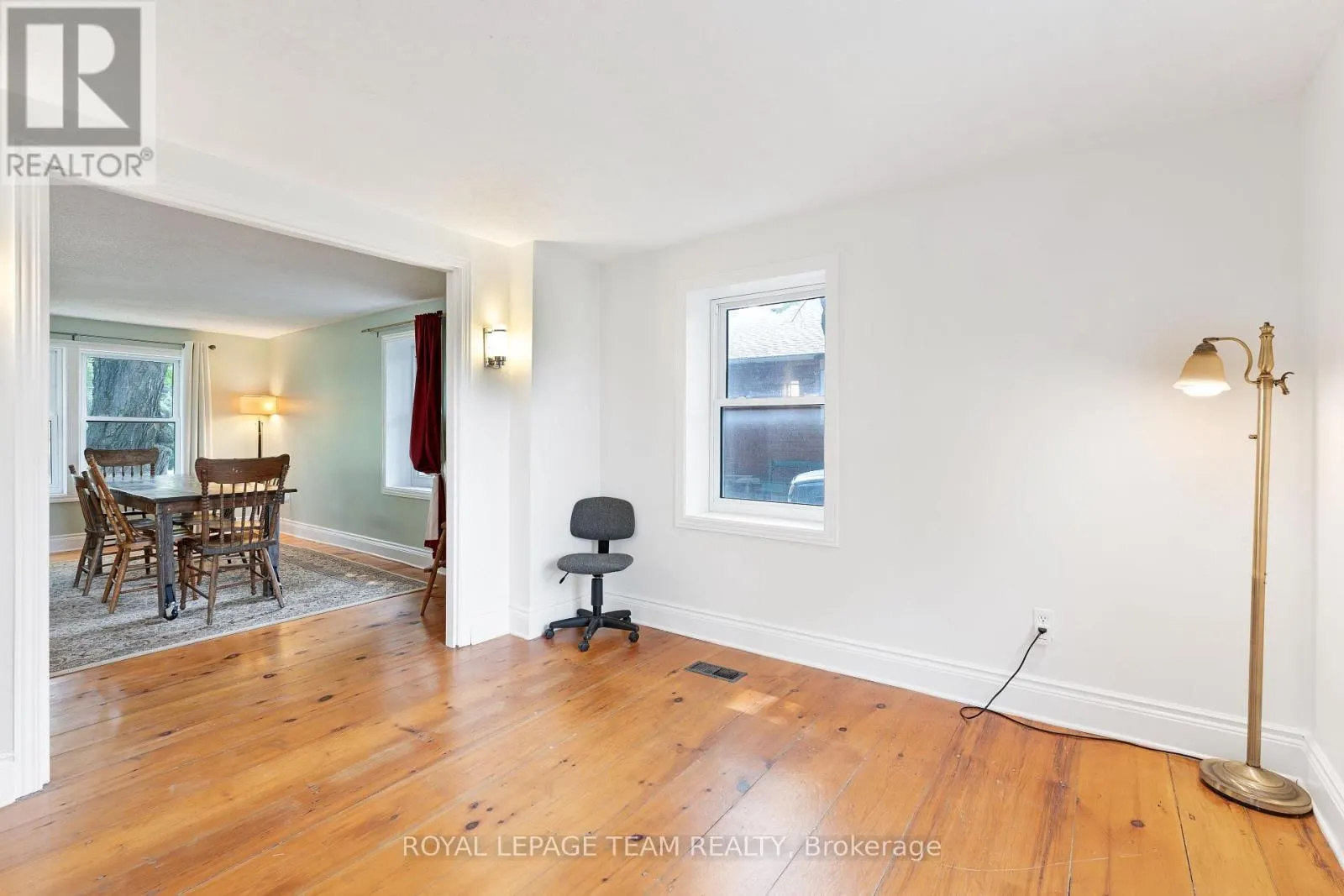 715 RIVER ROAD
