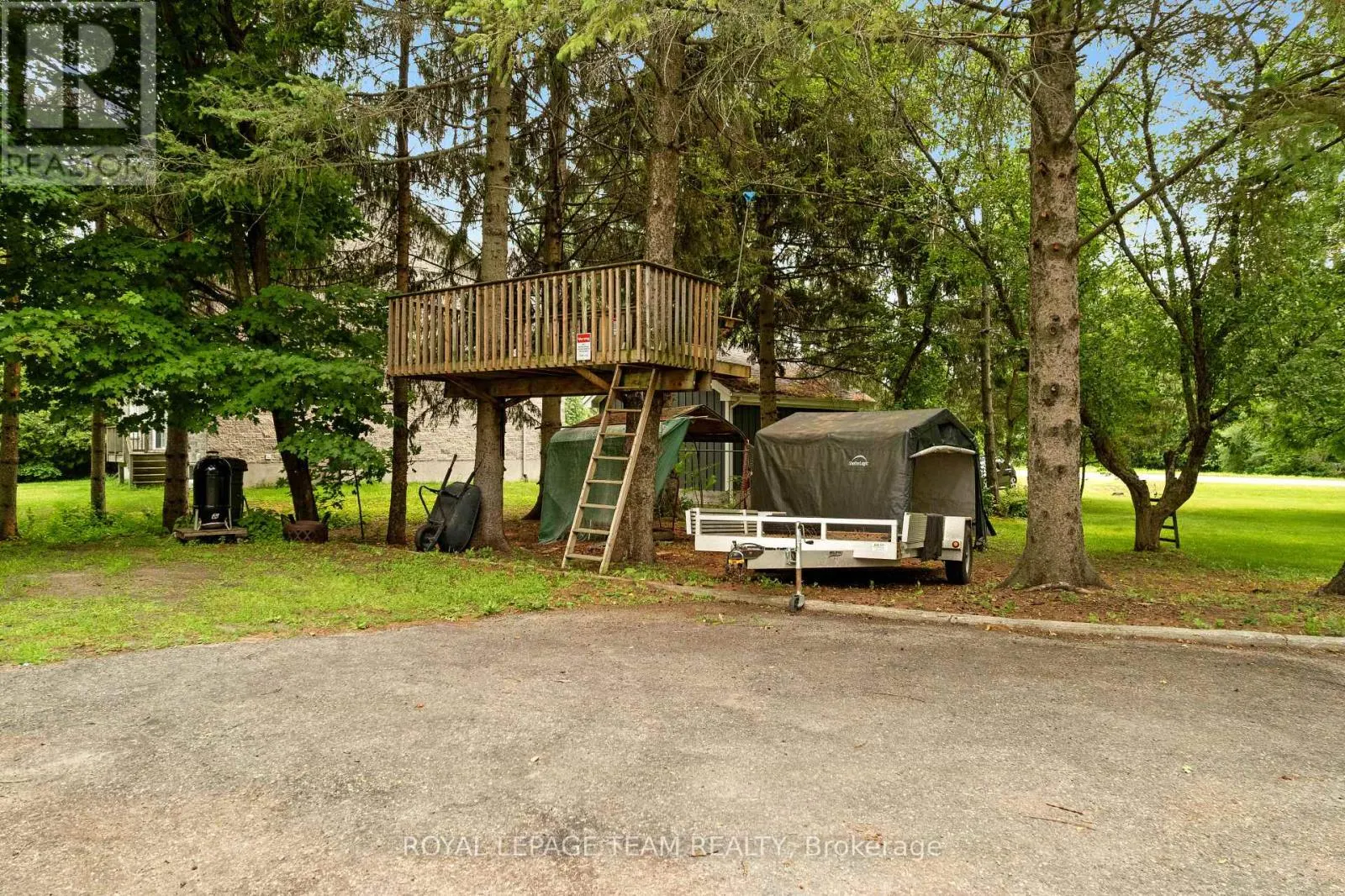 715 RIVER ROAD