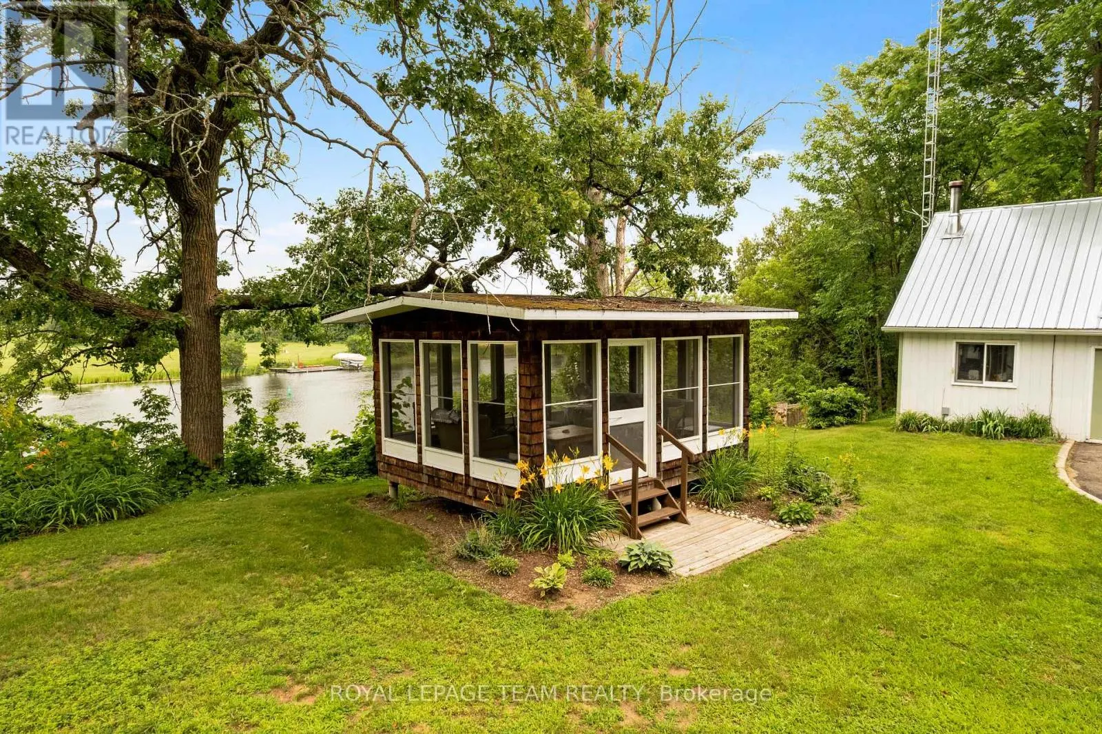 715 RIVER ROAD