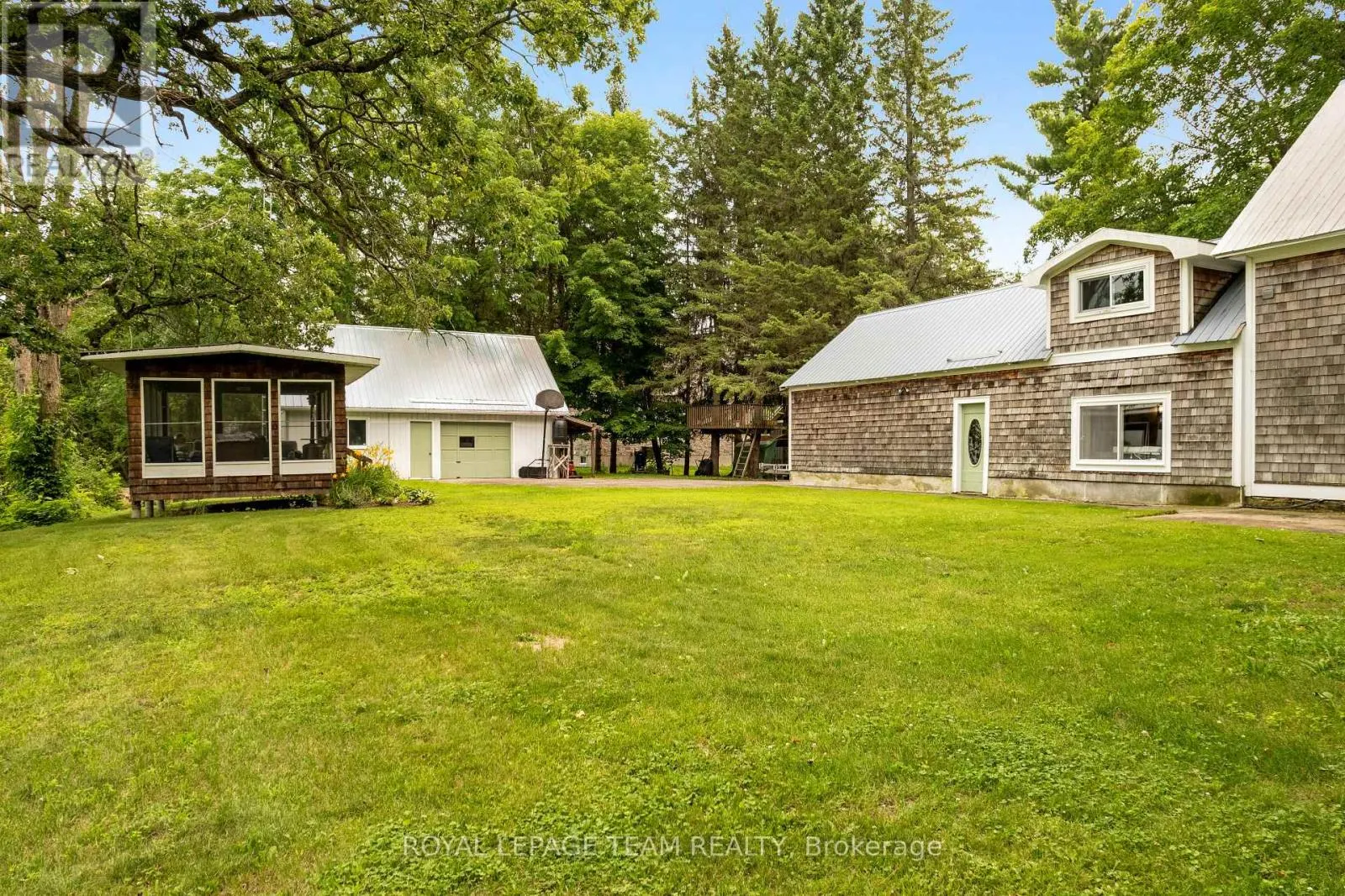 715 RIVER ROAD