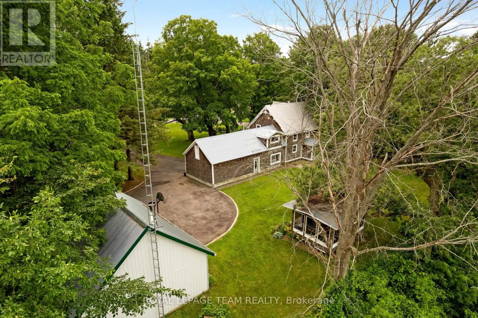 715 RIVER ROAD