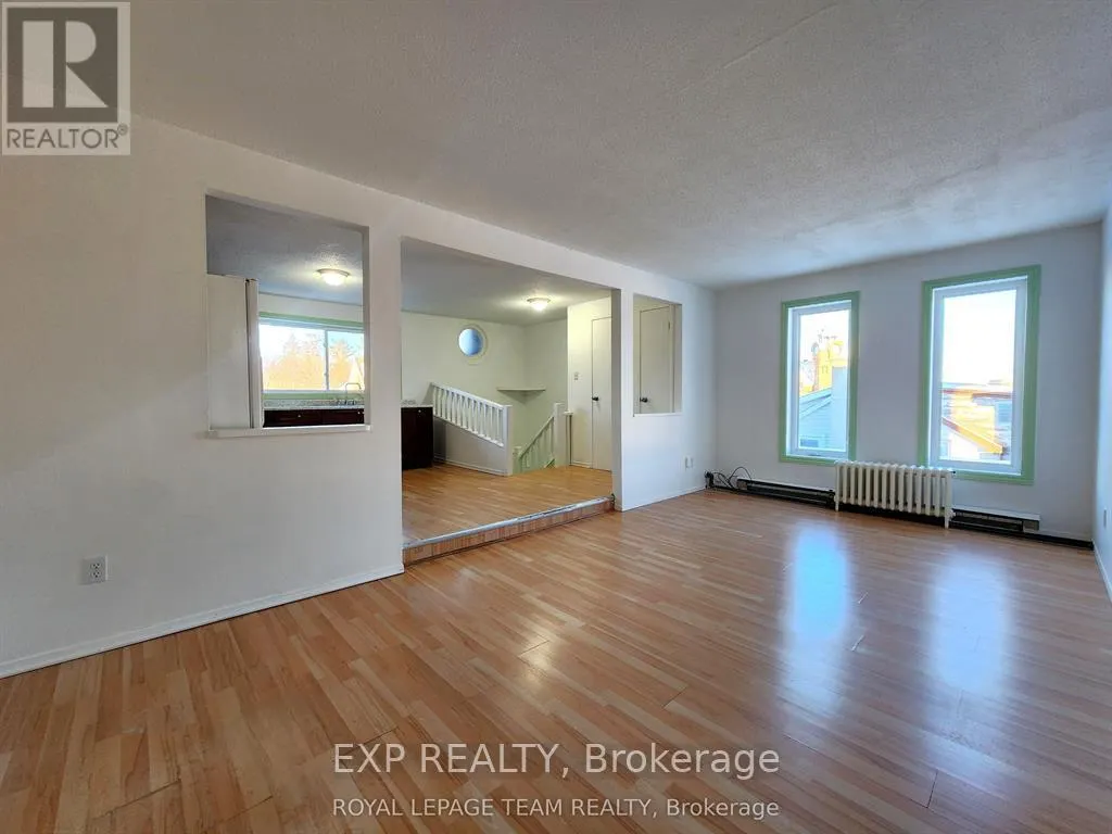 50 MADAWASKA STREET W
