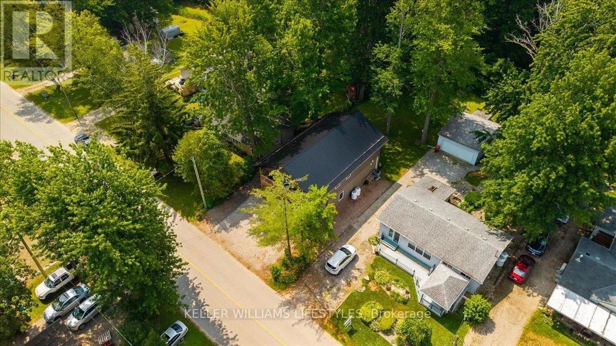 9904 LAKE ROAD