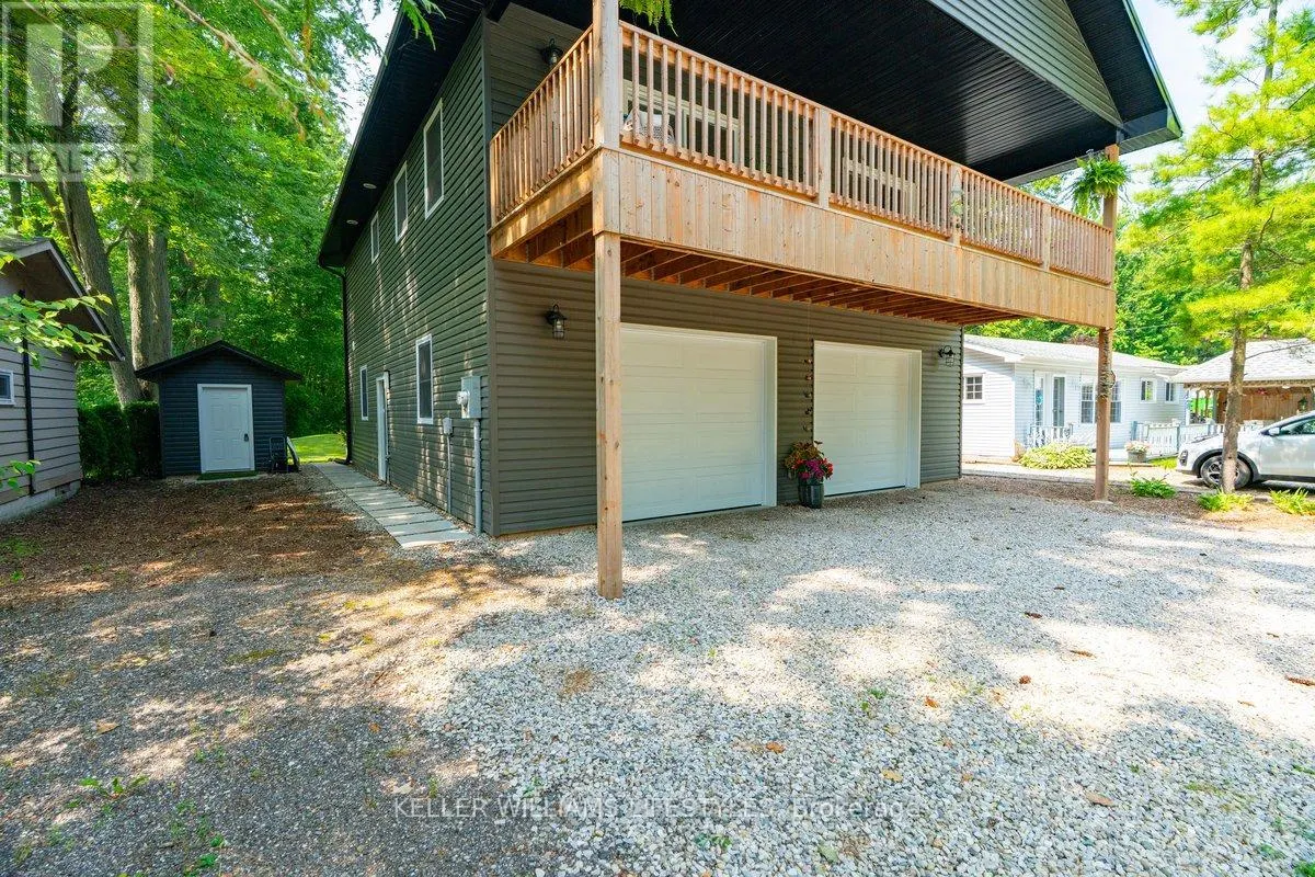9904 LAKE ROAD