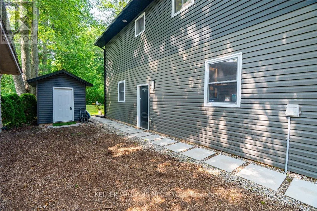 9904 LAKE ROAD