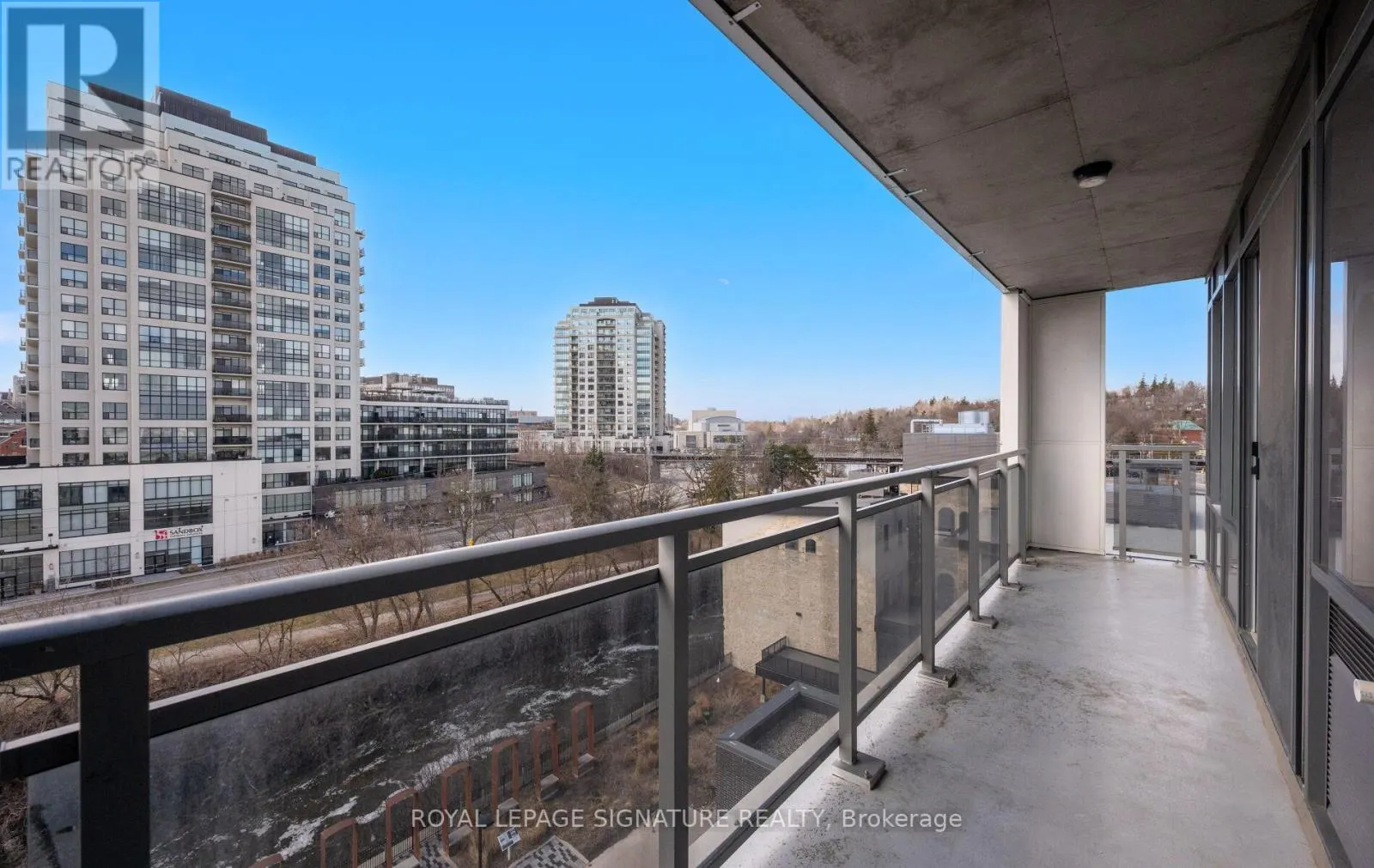 706 - 53 ARTHUR STREET S