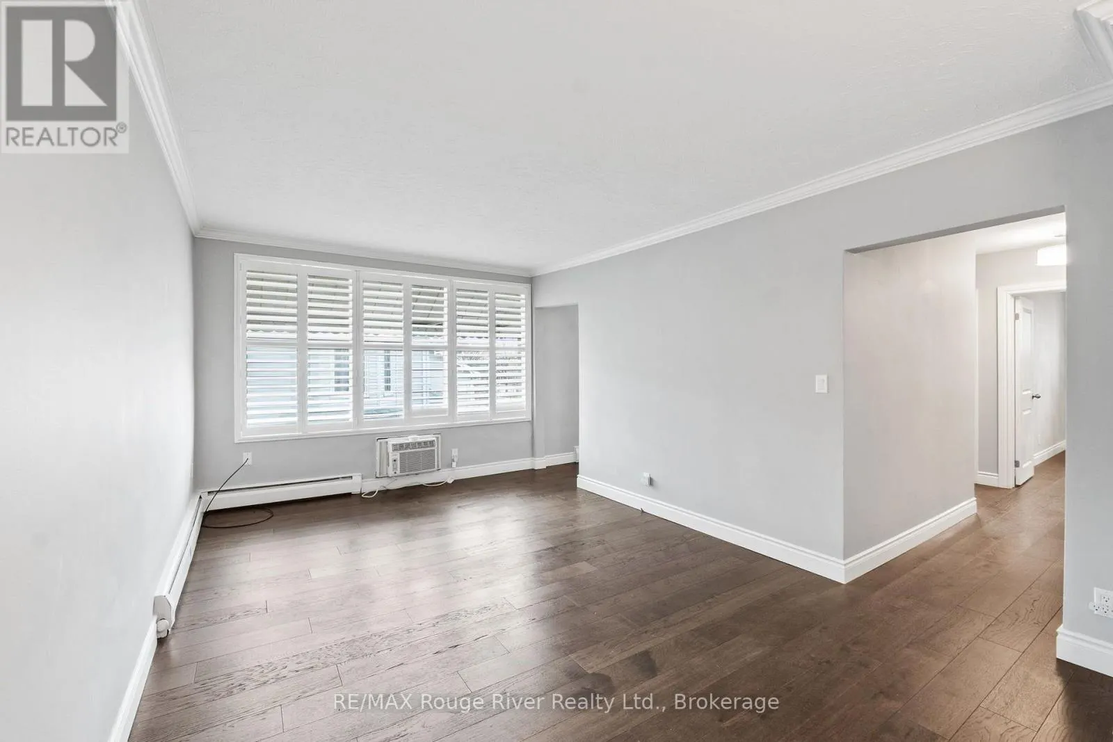 11 - 242 DARCY STREET #11