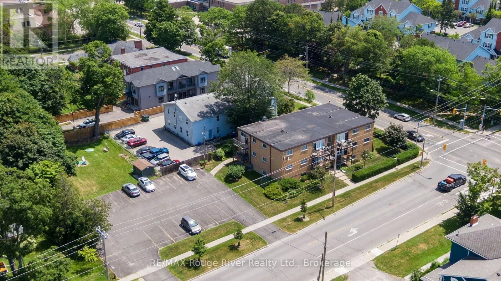 11 - 242 DARCY STREET #11