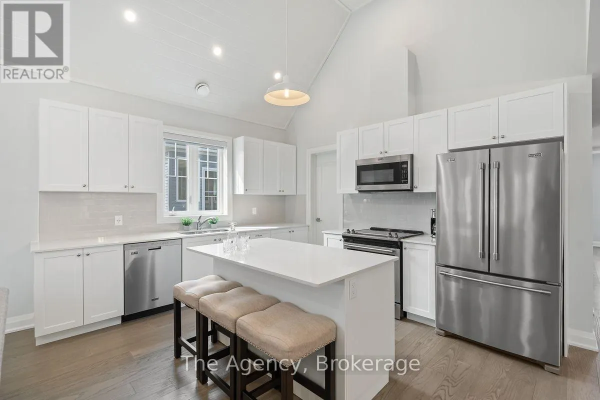 39 - 2054 PENINSULA ROAD #39