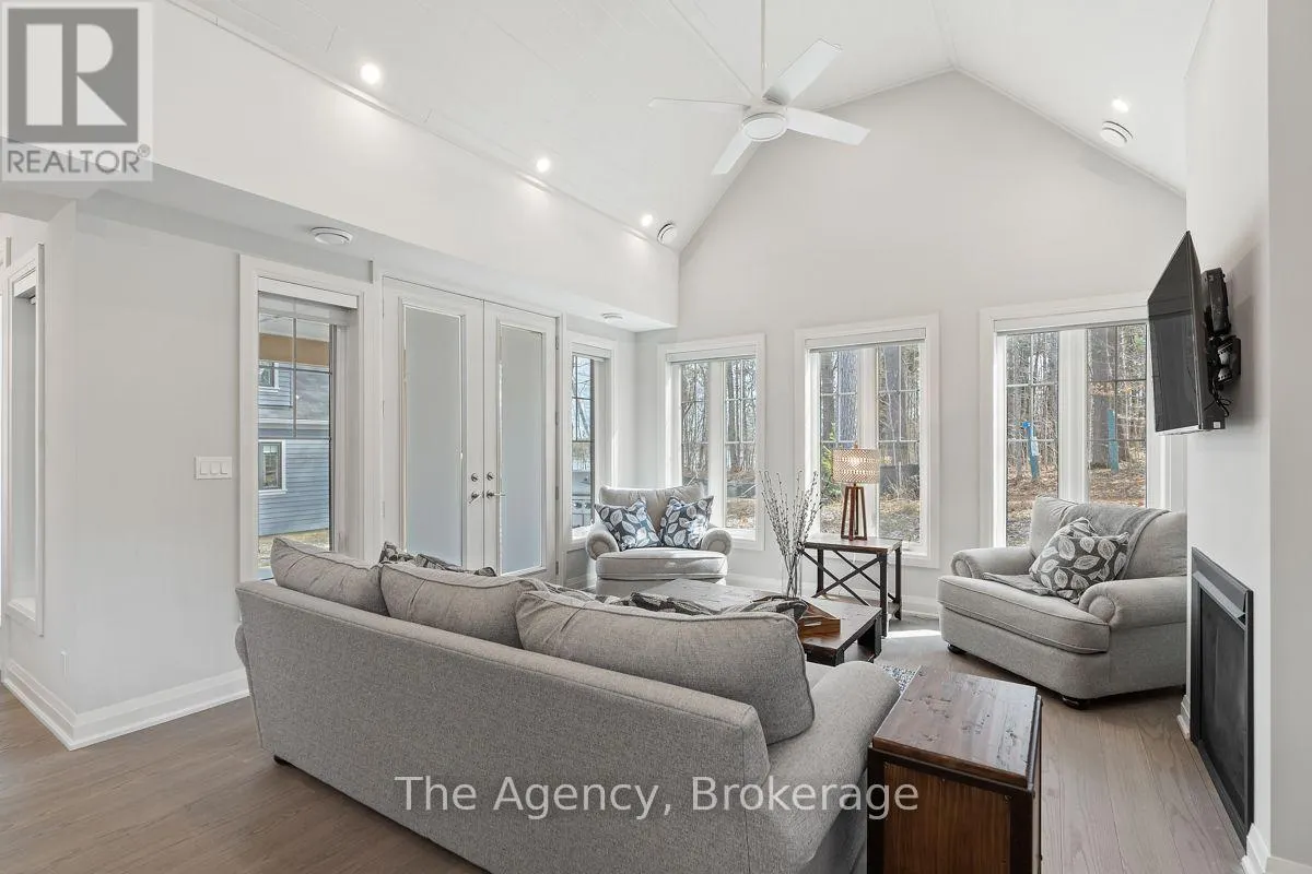 39 - 2054 PENINSULA ROAD #39