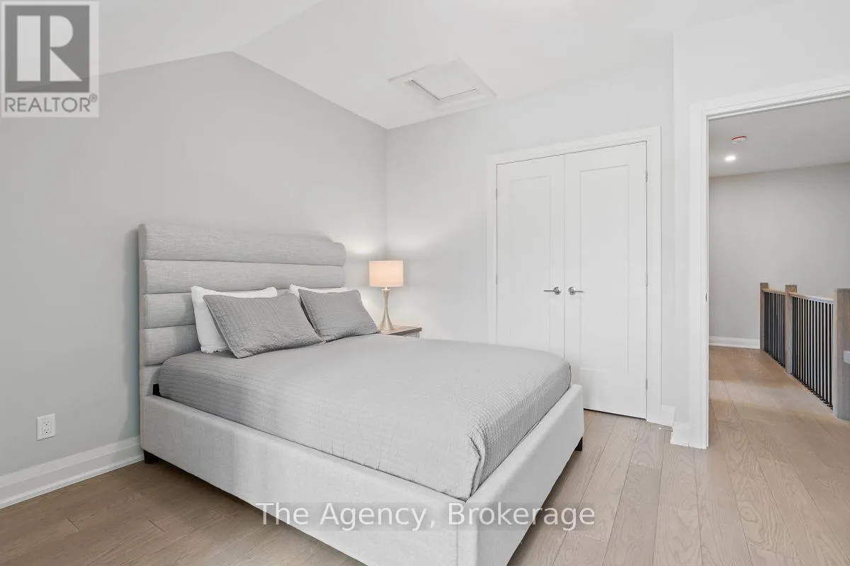 39 - 2054 PENINSULA ROAD #39