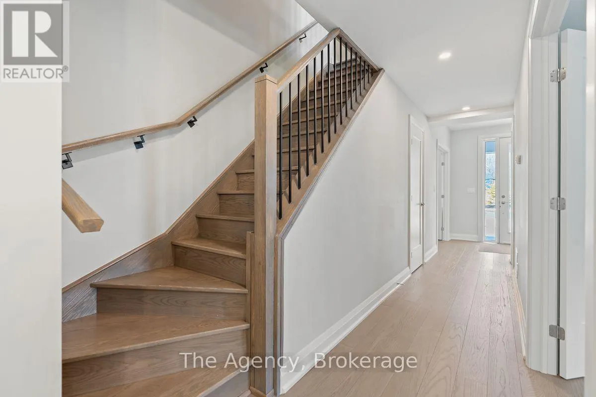 39 - 2054 PENINSULA ROAD #39