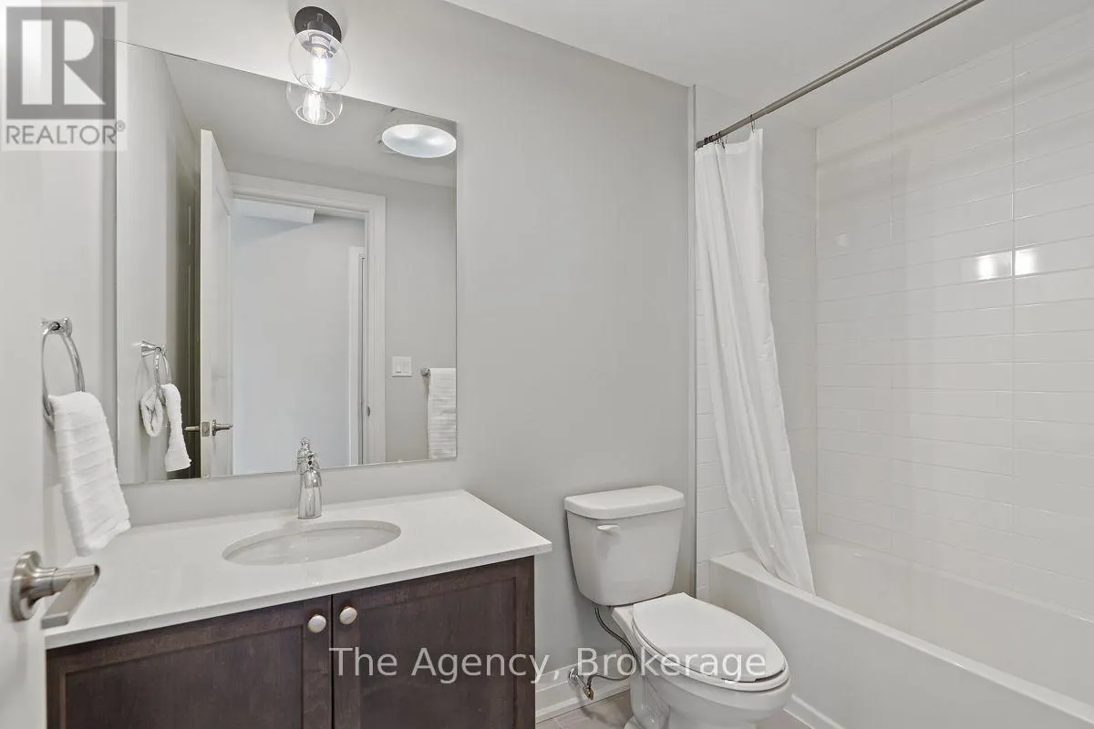 39 - 2054 PENINSULA ROAD #39