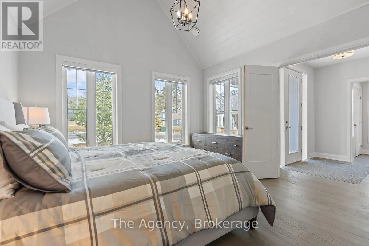 39 - 2054 PENINSULA ROAD #39