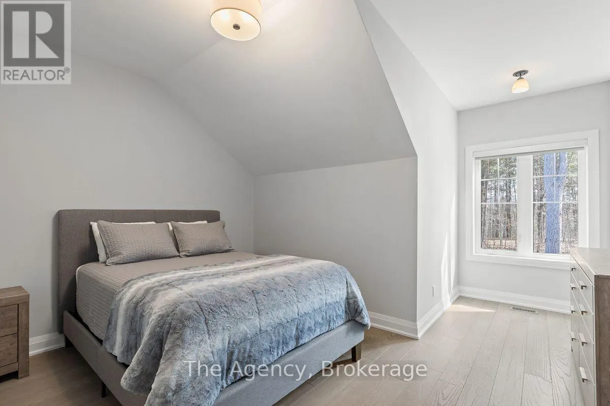 39 - 2054 PENINSULA ROAD #39