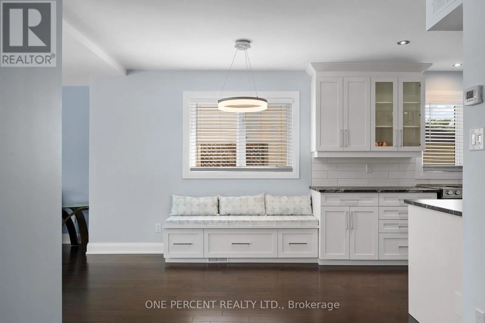8 RASTILA CRESCENT