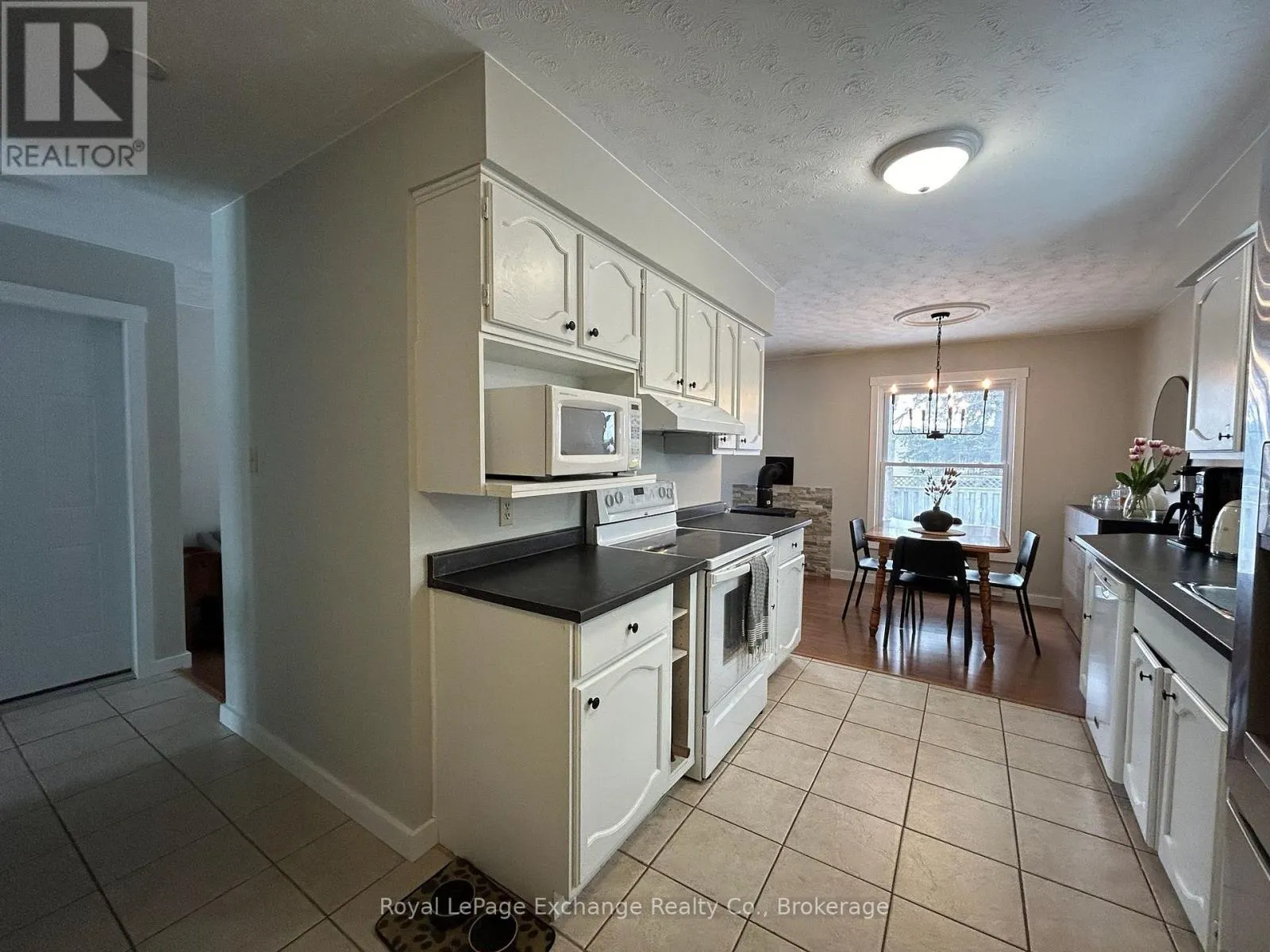 792 MACKENDRICK DRIVE