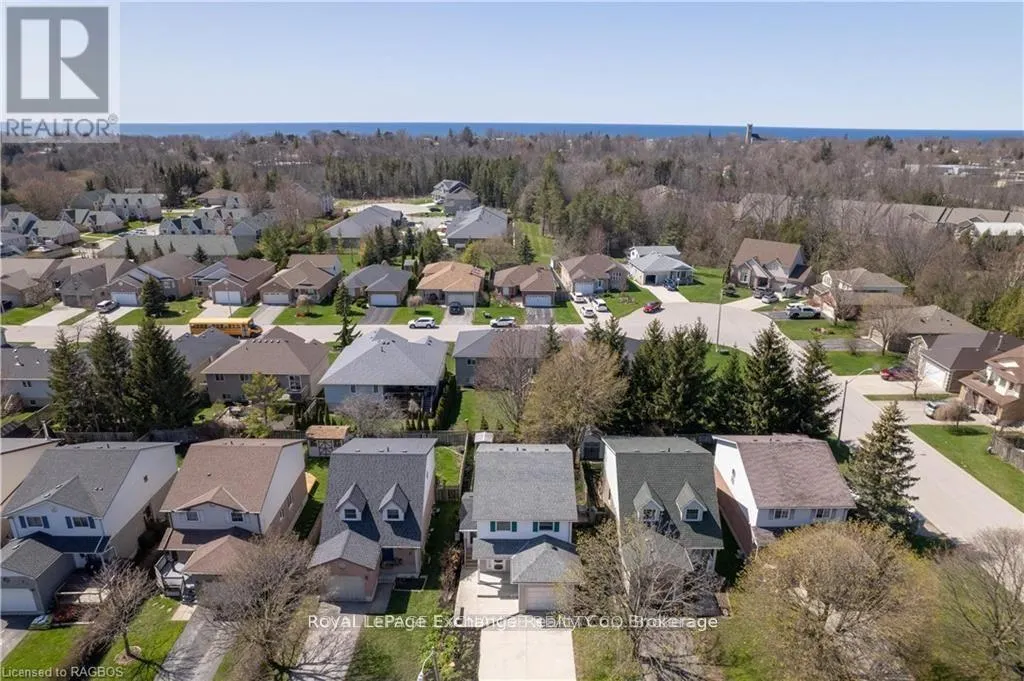 792 MACKENDRICK DRIVE